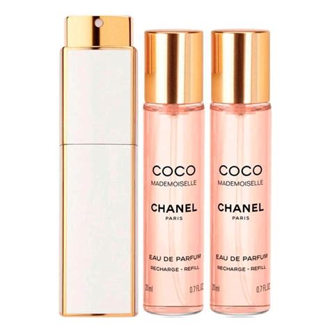 Coco Mademoiselle Chanel для женщин .